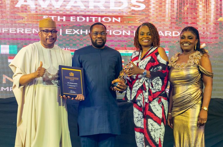 241130_The CIO & C-Suite Awards_Card A-0473