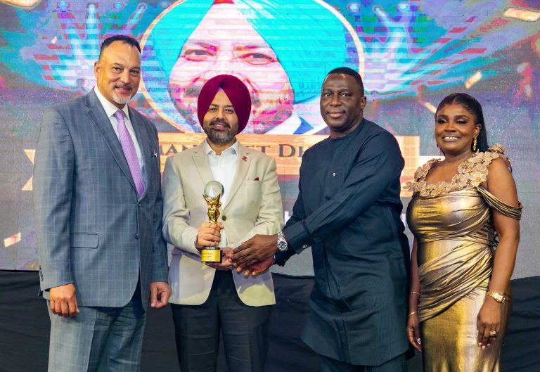 241130_The CIO & C-Suite Awards_Card A-1037