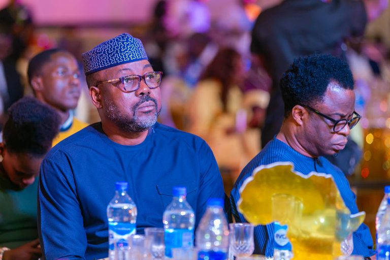 241130_The CIO & C-Suite Awards_Card B-7078